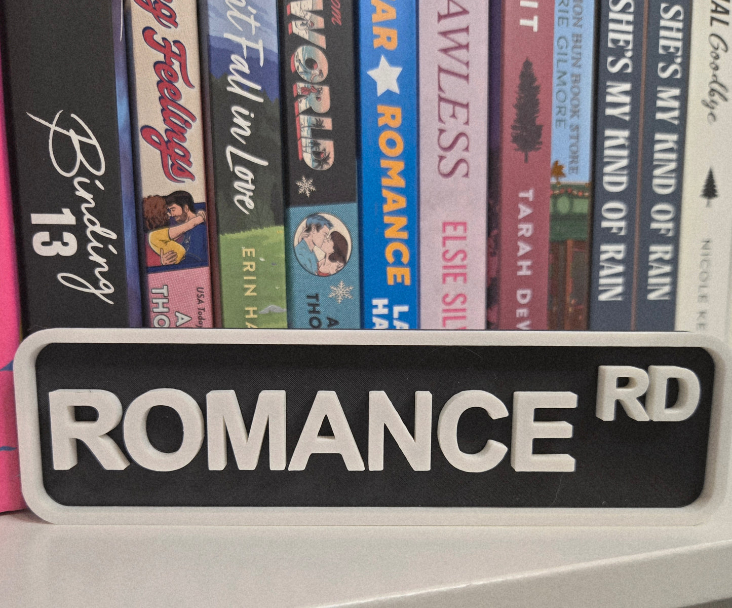 Romance - Shelf Decor - Black