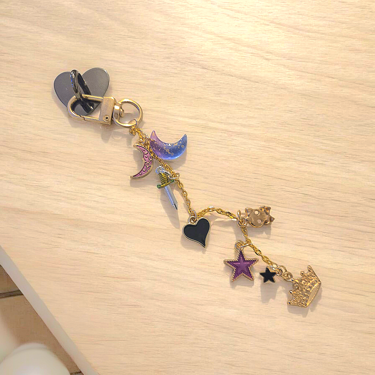 Kindle Charm - Romantasy